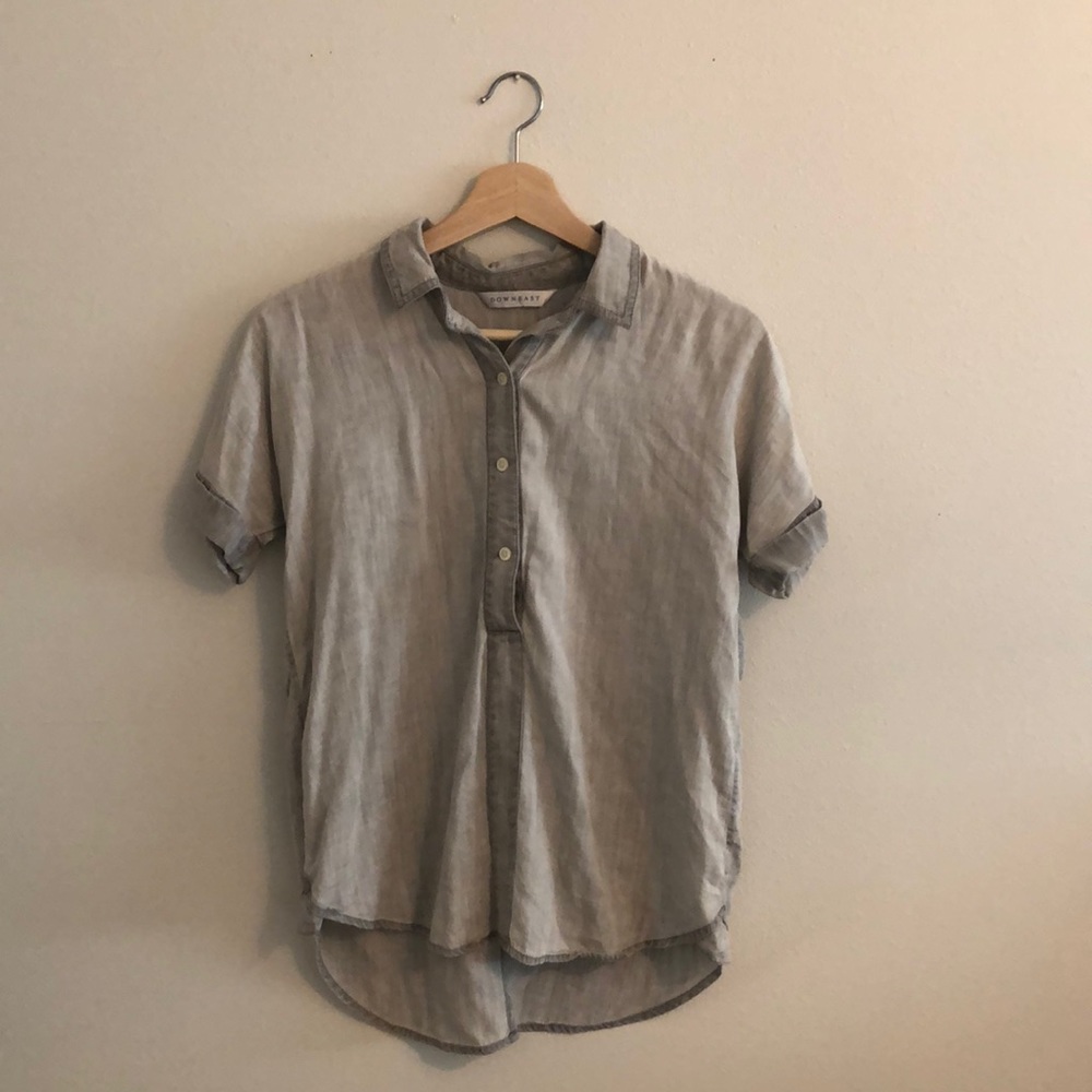 Downeast gray button up blouse